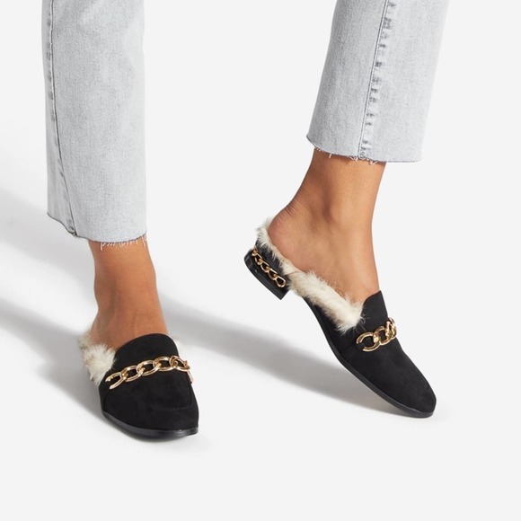 Shoe Dazzle Shoes - Shoedazzle Women’s Bechara Embellished Black Faux Fur Flat 8.5M NIB